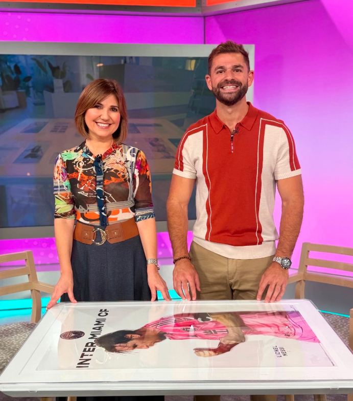 Frame to Table featured on Telemundo Acceso Total with host and founder on set